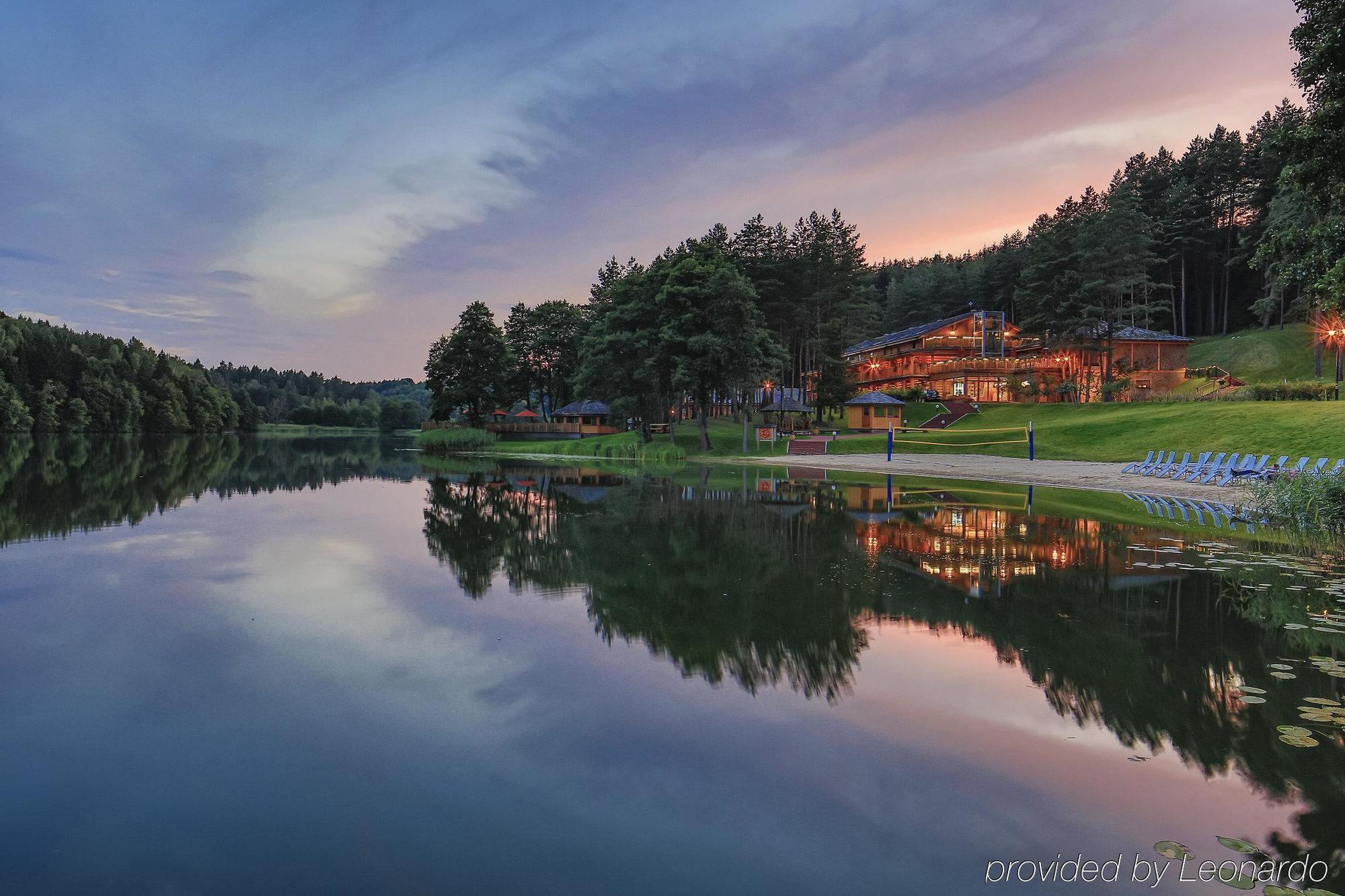 Esperanza Lake Resort Kozelkiskes Bagian luar foto